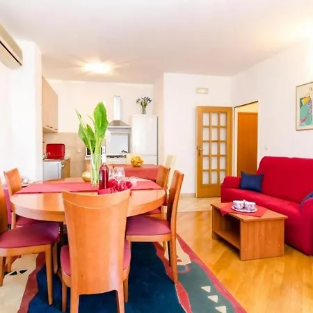 Down Town - One Bedroom With Balcony * Dubrovník